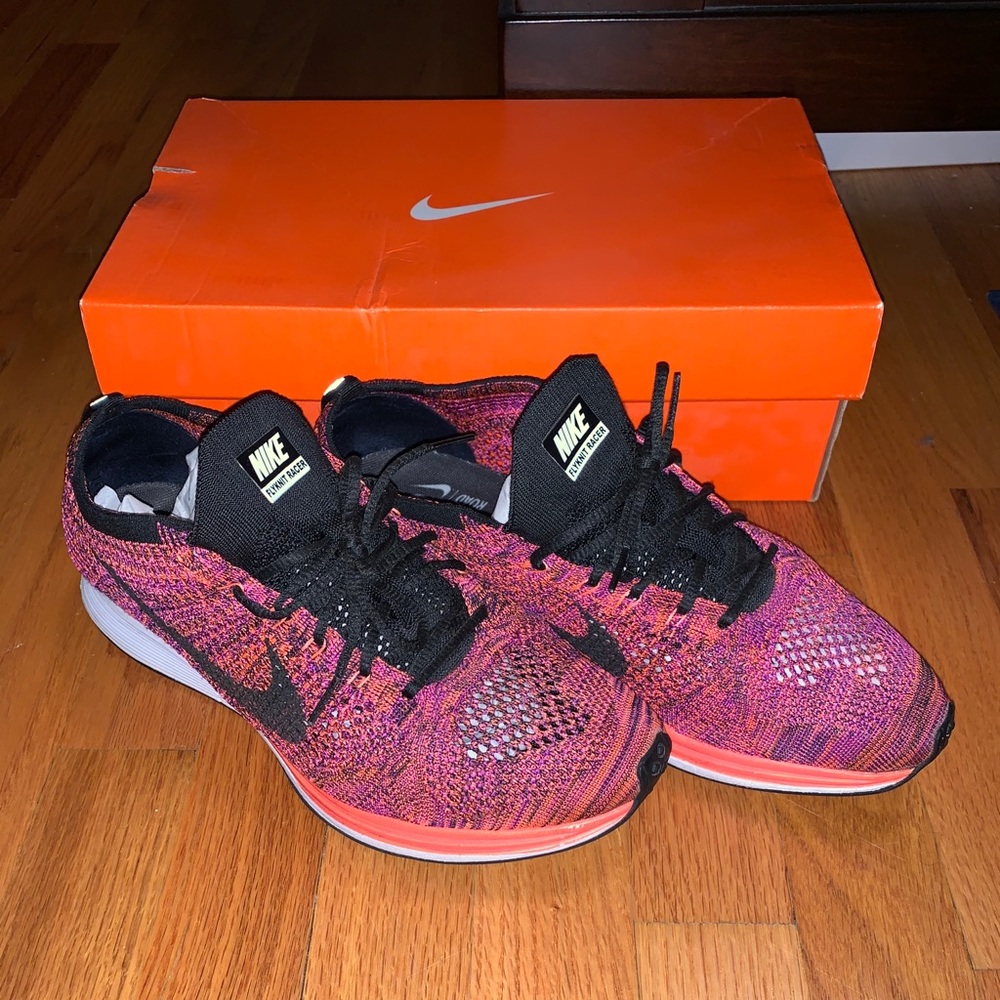 Nike Flyknit Racer